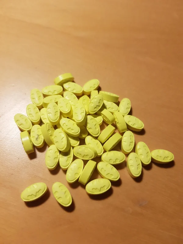 2cb yellow batman pills